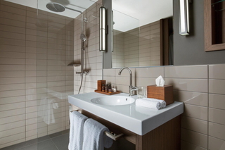 Reust-Platten_Badezimmer-Platten_02.jpg