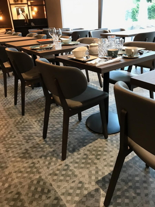 Reust-Platten_Restaurant-03.jpg